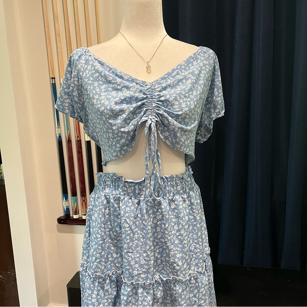 Blue Floral Ruched Crop Top and Ruffled Skirt Set